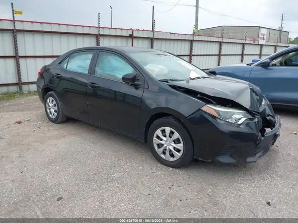 5YFBURHE9GP396866 2016 TOYOTA COROLLA - Image 1