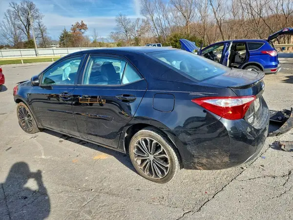 5YFBURHE9GP397113 2016 TOYOTA COROLLA - Image 2