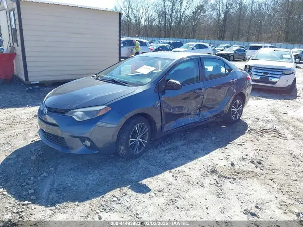 5YFBURHE9GP399055 2016 TOYOTA COROLLA - Image 2