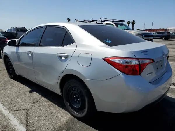 5YFBURHE9GP400446 2016 TOYOTA COROLLA - Image 2
