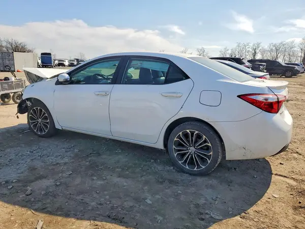 5YFBURHE9GP401385 2016 TOYOTA COROLLA - Image 2