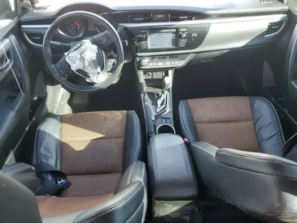 5YFBURHE9GP404500 2016 TOYOTA COROLLA - Image 8