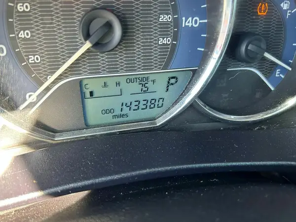 5YFBURHE9GP413150 2016 TOYOTA COROLLA - Image 8