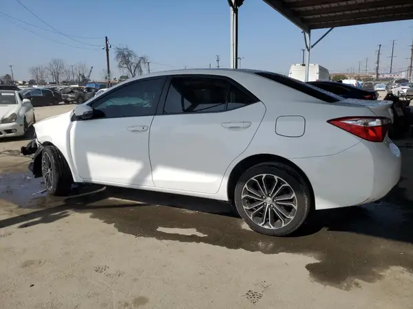 5YFBURHE9GP420521 2016 TOYOTA COROLLA - Image 2