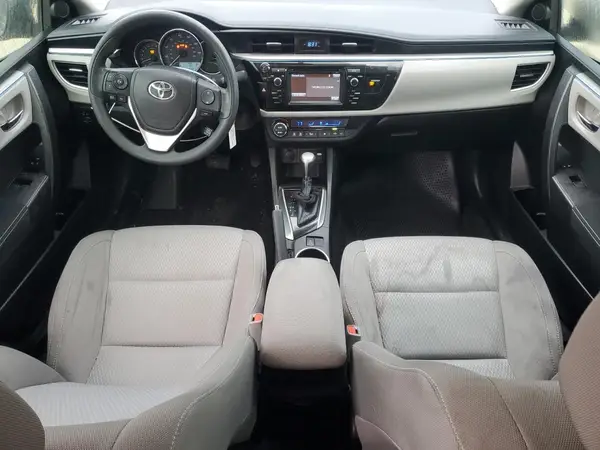 5YFBURHE9GP423015 2016 TOYOTA COROLLA - Image 8
