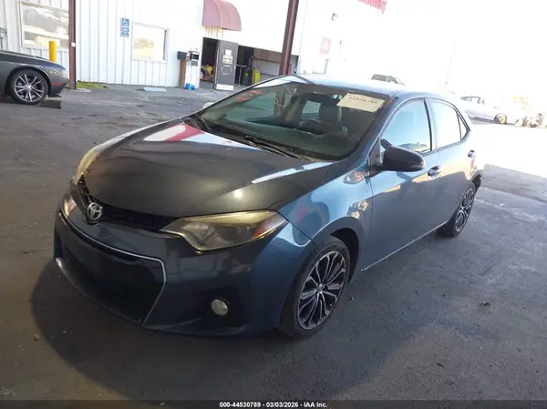 5YFBURHE9GP427520 2016 TOYOTA COROLLA - Image 2