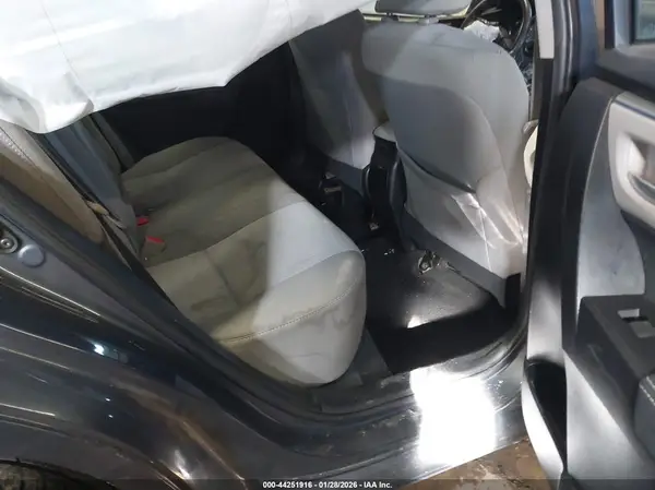 5YFBURHE9GP429218 2016 TOYOTA COROLLA - Image 8