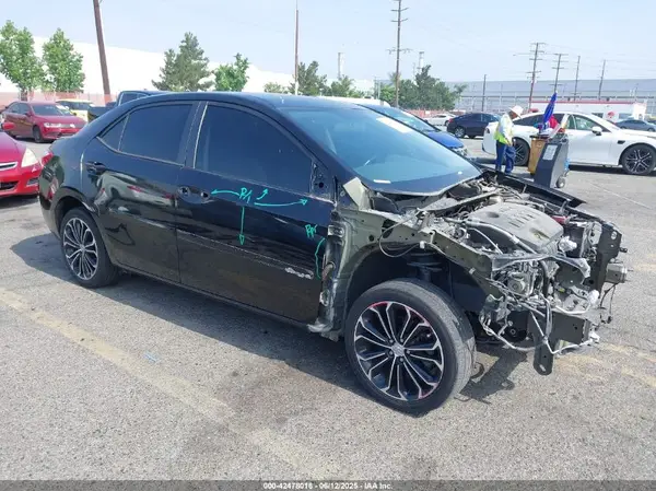 5YFBURHE9GP437500 2016 TOYOTA COROLLA - Image 1