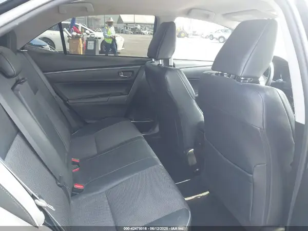 5YFBURHE9GP437500 2016 TOYOTA COROLLA - Image 8