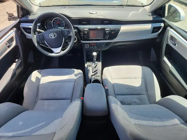5YFBURHE9GP443930 2016 TOYOTA COROLLA - Image 8