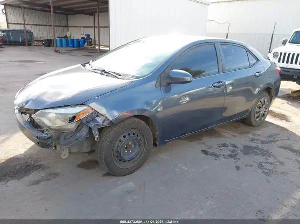 5YFBURHE9GP444110 2016 TOYOTA COROLLA - Image 2