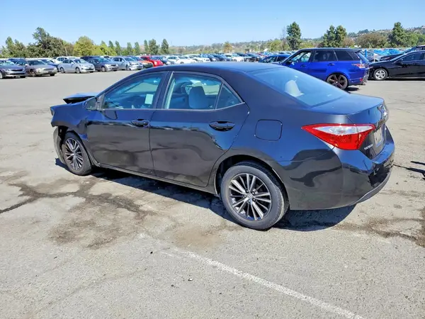 5YFBURHE9GP457391 2016 TOYOTA COROLLA - Image 2