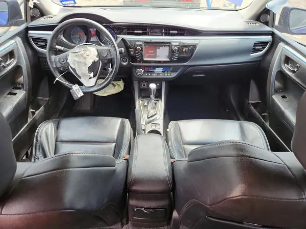 5YFBURHE9GP461327 2016 TOYOTA COROLLA - Image 8
