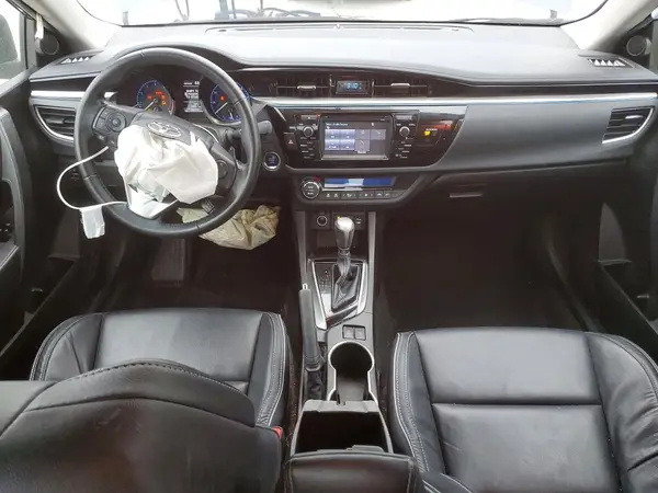 5YFBURHE9GP465409 2016 TOYOTA COROLLA - Image 8