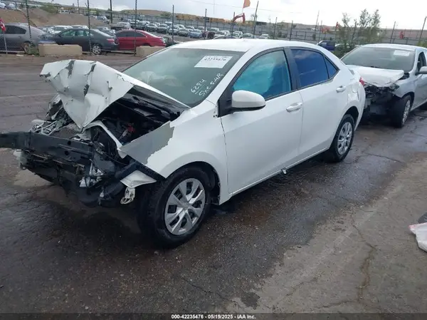 5YFBURHE9GP466284 2016 TOYOTA COROLLA - Image 2