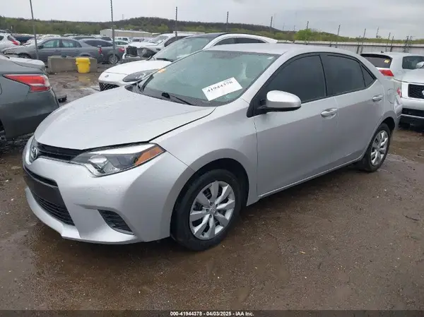 5YFBURHE9GP470500 2016 TOYOTA COROLLA - Image 2