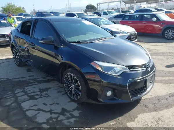 5YFBURHE9GP472165 2016 TOYOTA COROLLA - Image 1