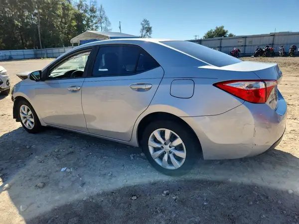 5YFBURHE9GP481786 2016 TOYOTA COROLLA - Image 2