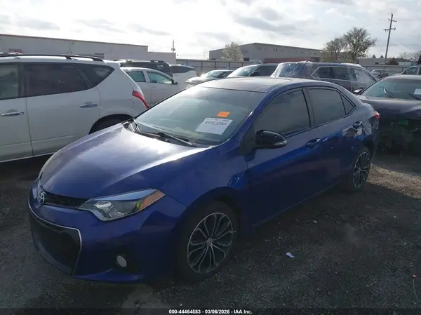 5YFBURHE9GP485658 2016 TOYOTA COROLLA - Image 2