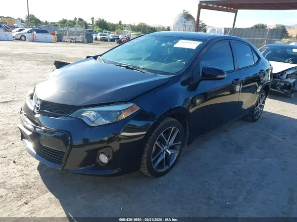 5YFBURHE9GP492495 2016 TOYOTA COROLLA - Image 2