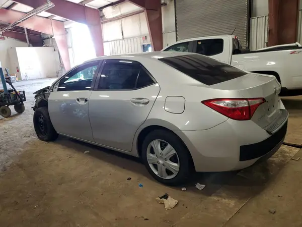 5YFBURHE9GP493002 2016 TOYOTA COROLLA - Image 2