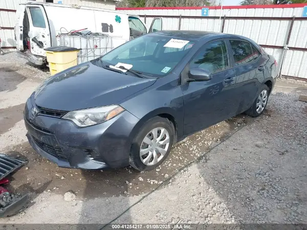 5YFBURHE9GP494005 2016 TOYOTA COROLLA - Image 2
