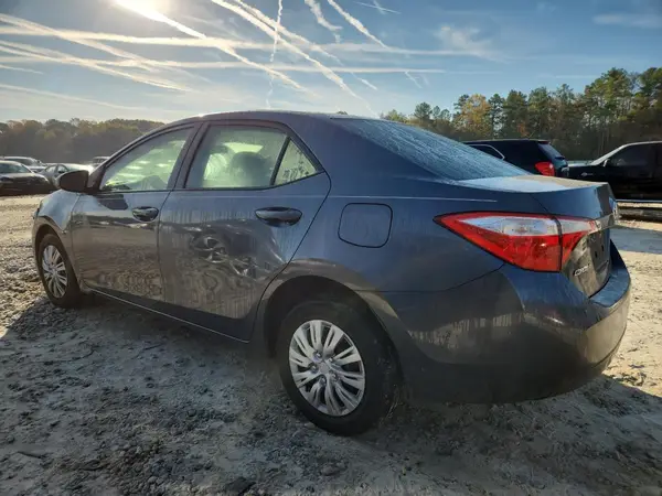 5YFBURHE9GP496126 2016 TOYOTA COROLLA - Image 2