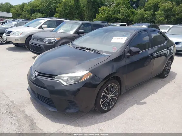 5YFBURHE9GP496627 2016 TOYOTA COROLLA - Image 2