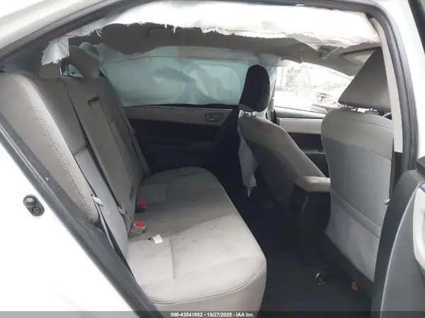 5YFBURHE9GP502300 2016 TOYOTA COROLLA - Image 8
