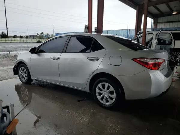 5YFBURHE9GP507061 2016 TOYOTA COROLLA - Image 2