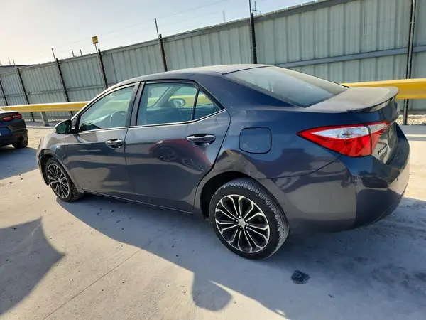 5YFBURHE9GP507545 2016 TOYOTA COROLLA - Image 2