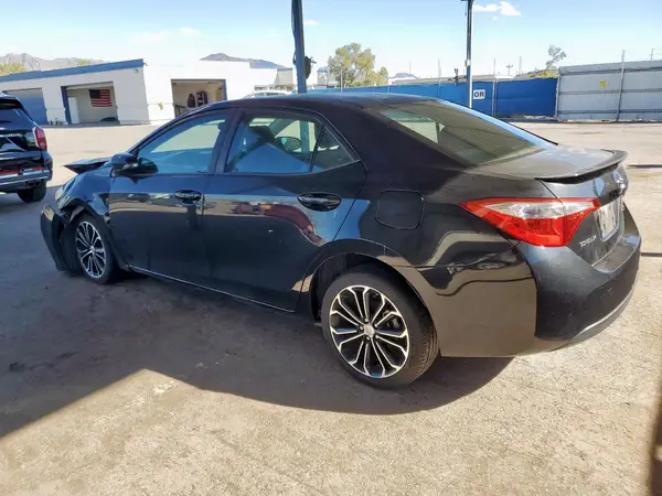 5YFBURHE9GP508307 2016 TOYOTA COROLLA - Image 2