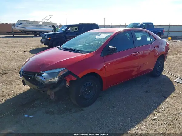 5YFBURHE9GP510509 2016 TOYOTA COROLLA - Image 2