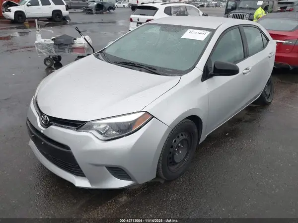 5YFBURHE9GP511188 2016 TOYOTA COROLLA - Image 2