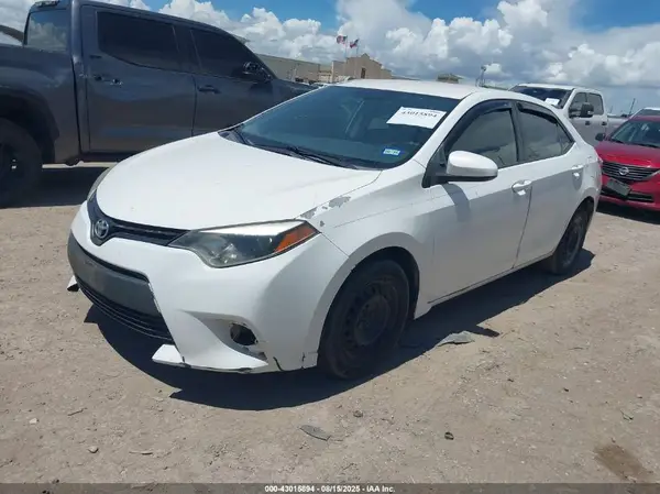 5YFBURHE9GP512664 2016 TOYOTA COROLLA - Image 2