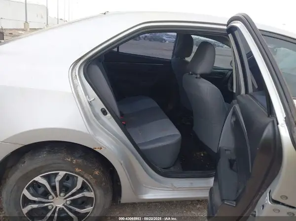 5YFBURHE9GP517167 2016 TOYOTA COROLLA - Image 8