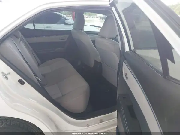 5YFBURHE9GP518058 2016 TOYOTA COROLLA - Image 8