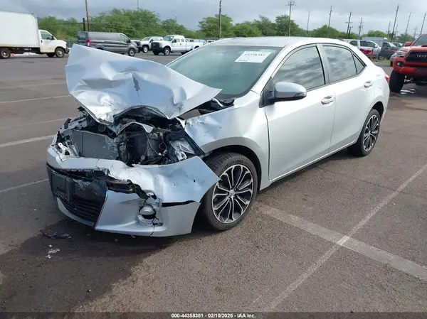 5YFBURHE9GP523115 2016 TOYOTA COROLLA - Image 2