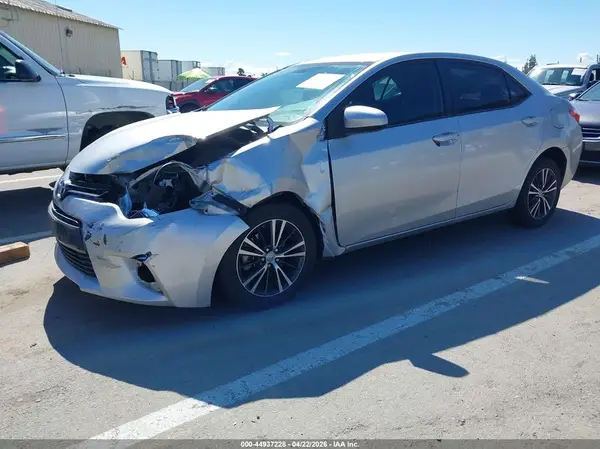 5YFBURHE9GP523616 2016 TOYOTA COROLLA - Image 2
