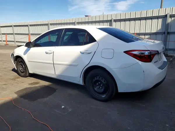 5YFBURHE9GP523762 2016 TOYOTA COROLLA - Image 2