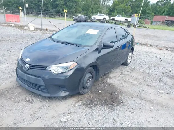 5YFBURHE9GP525169 2016 TOYOTA COROLLA - Image 2