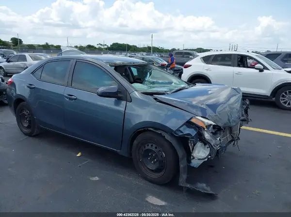 5YFBURHE9GP533241 2016 TOYOTA COROLLA - Image 1