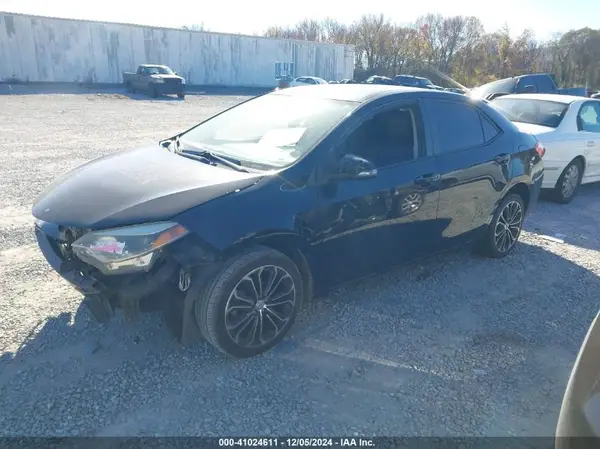 5YFBURHE9GP535944 2016 TOYOTA COROLLA - Image 2