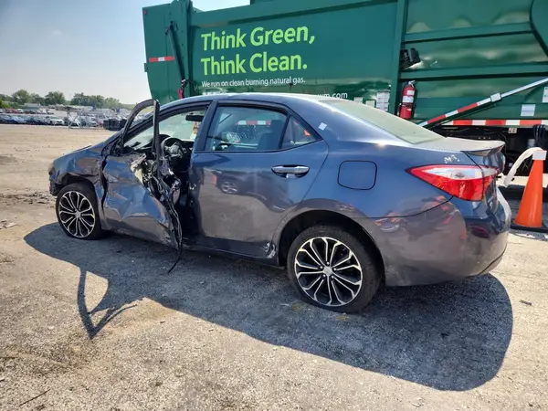 5YFBURHE9GP545003 2016 TOYOTA COROLLA - Image 2