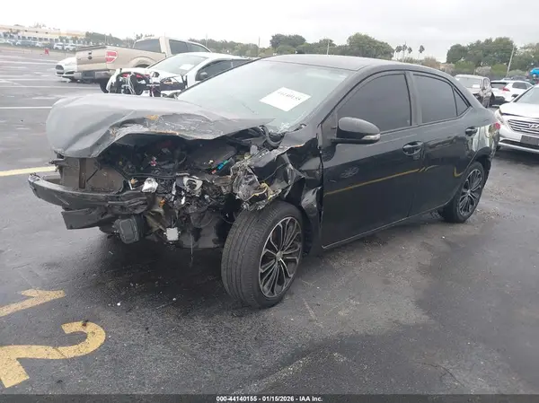 5YFBURHE9GP550640 2016 TOYOTA COROLLA - Image 2