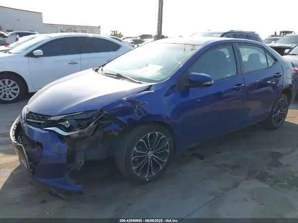 5YFBURHE9GP556714 2016 TOYOTA COROLLA - Image 2
