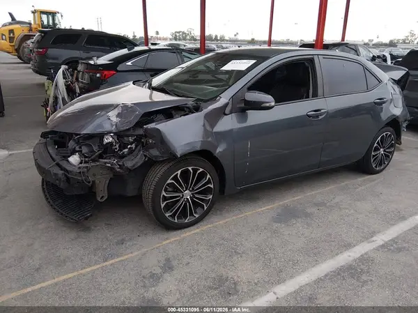 5YFBURHE9GP558088 2016 TOYOTA COROLLA - Image 2