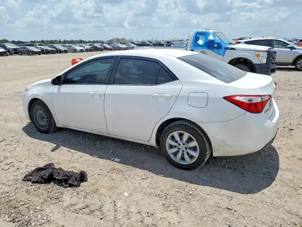5YFBURHE9GP563842 2016 TOYOTA COROLLA - Image 2