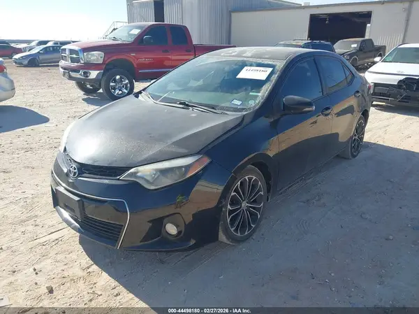 5YFBURHE9GP564859 2016 TOYOTA COROLLA - Image 2
