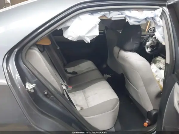 5YFBURHE9HP571652 2017 TOYOTA COROLLA - Image 8